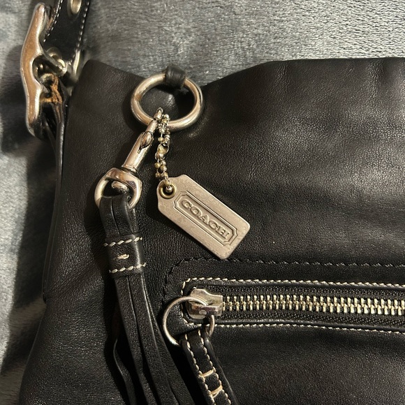 Coach purse - Picture 3 of 9